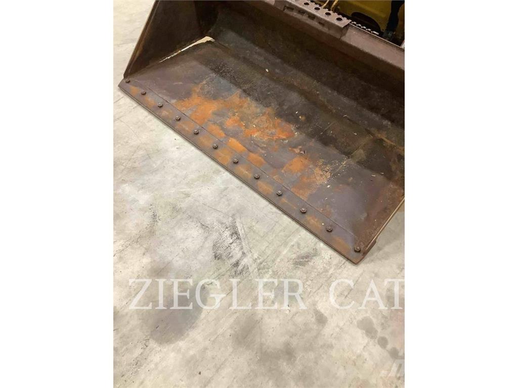 CAT 259D3 Pale cingolate