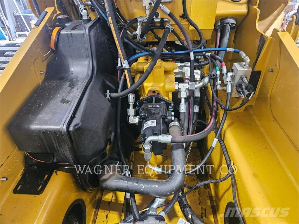 CAT 259D3 Pale cingolate