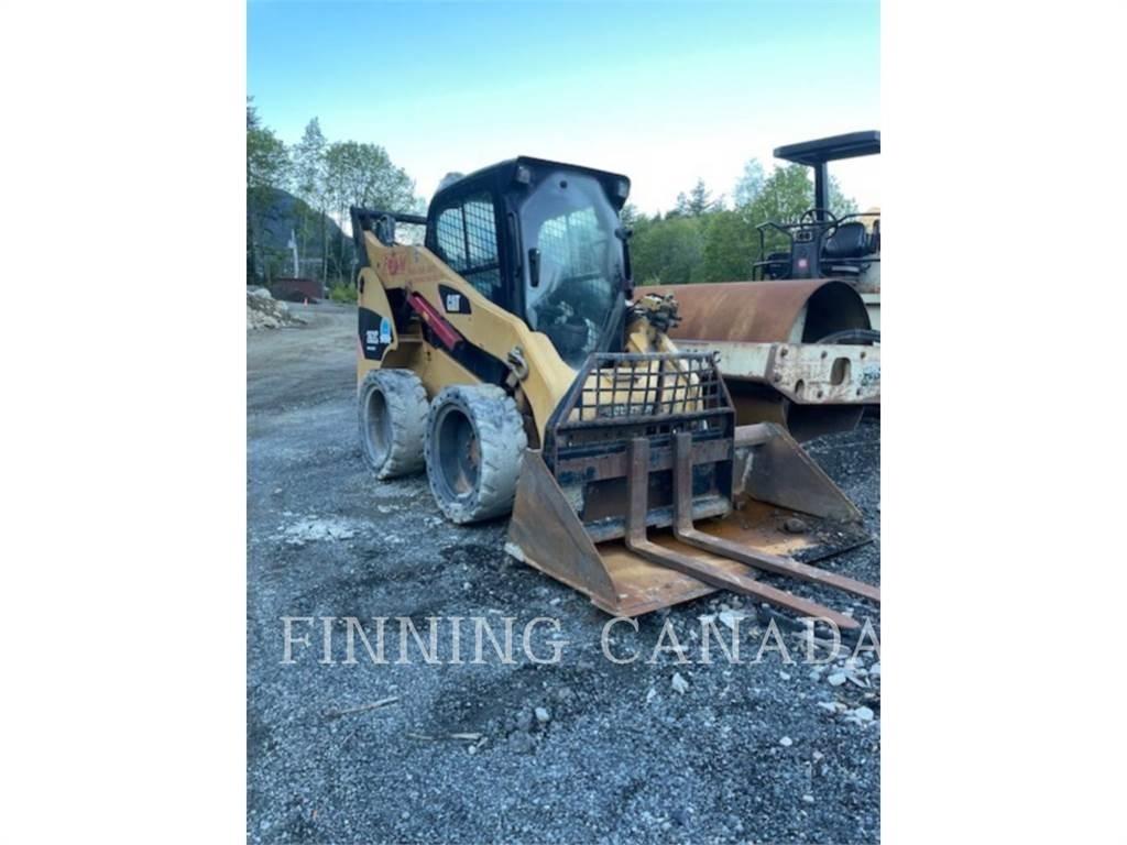 CAT 262C Mini Pale Gommate