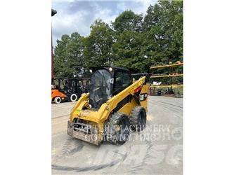 CAT 262D Mini Pale Gommate