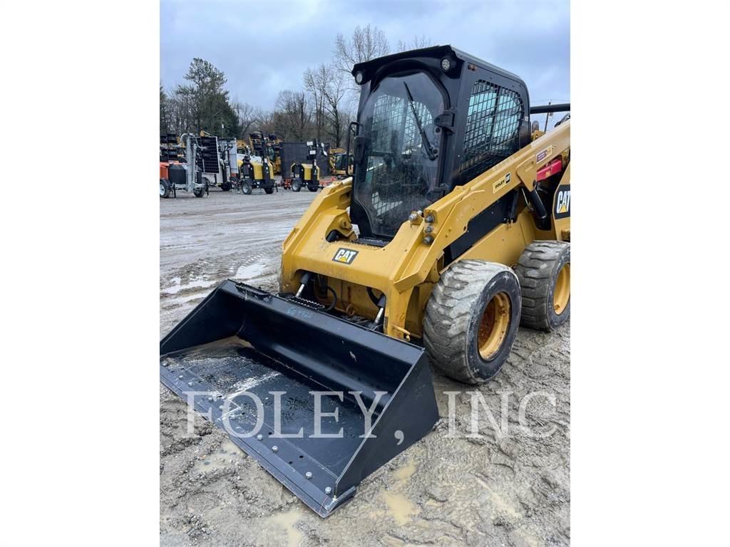 CAT 262D Mini Pale Gommate