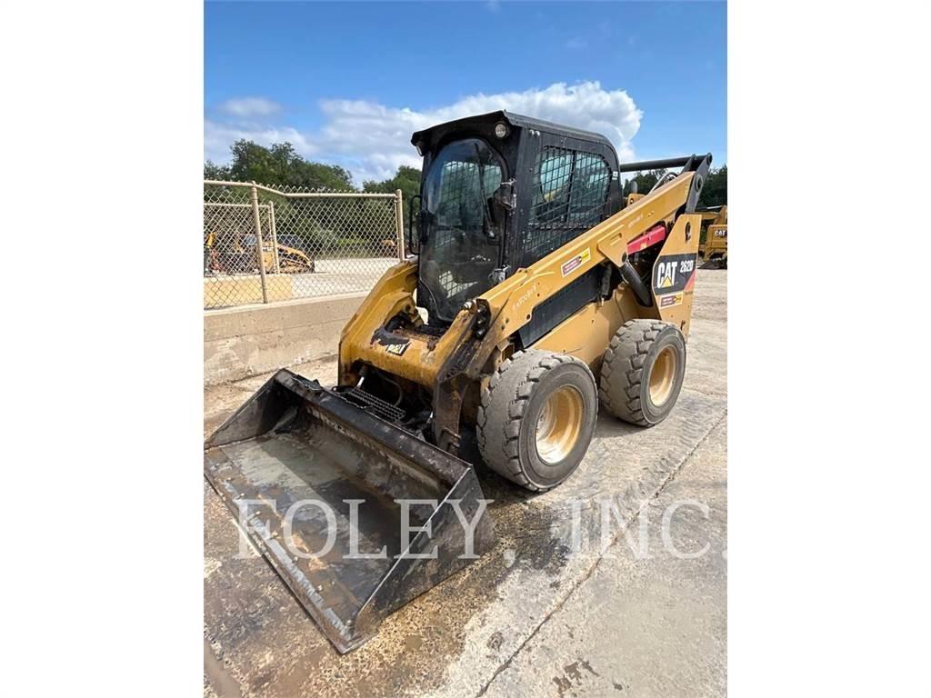 CAT 262D Mini Pale Gommate
