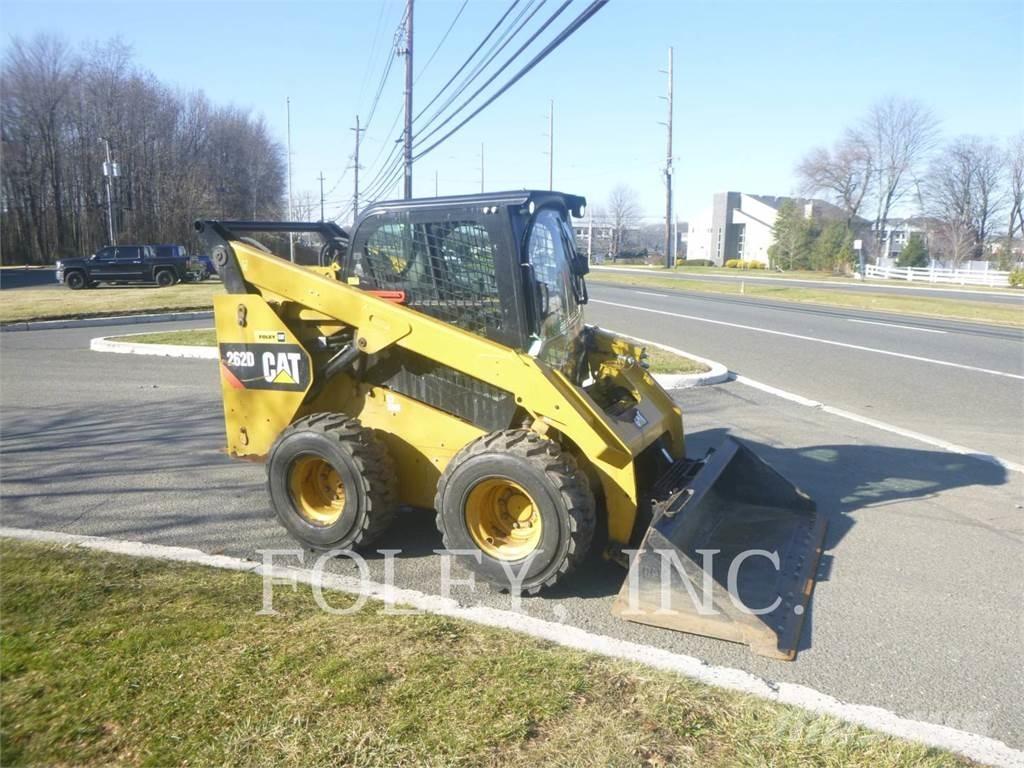 CAT 262D Mini Pale Gommate