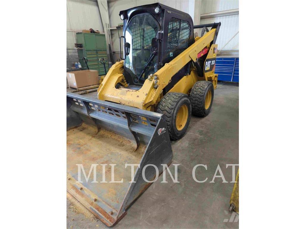 CAT 262D Mini Pale Gommate