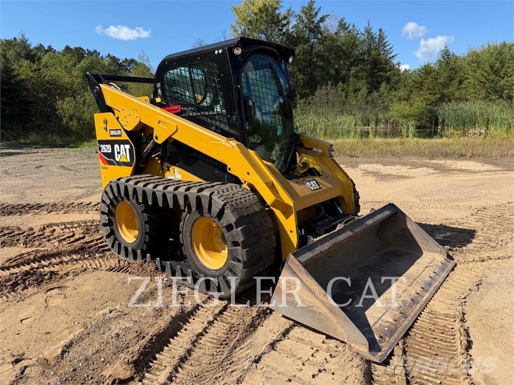 CAT 262D Mini Pale Gommate