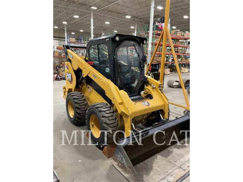 CAT 262D 3 Mini Pale Gommate