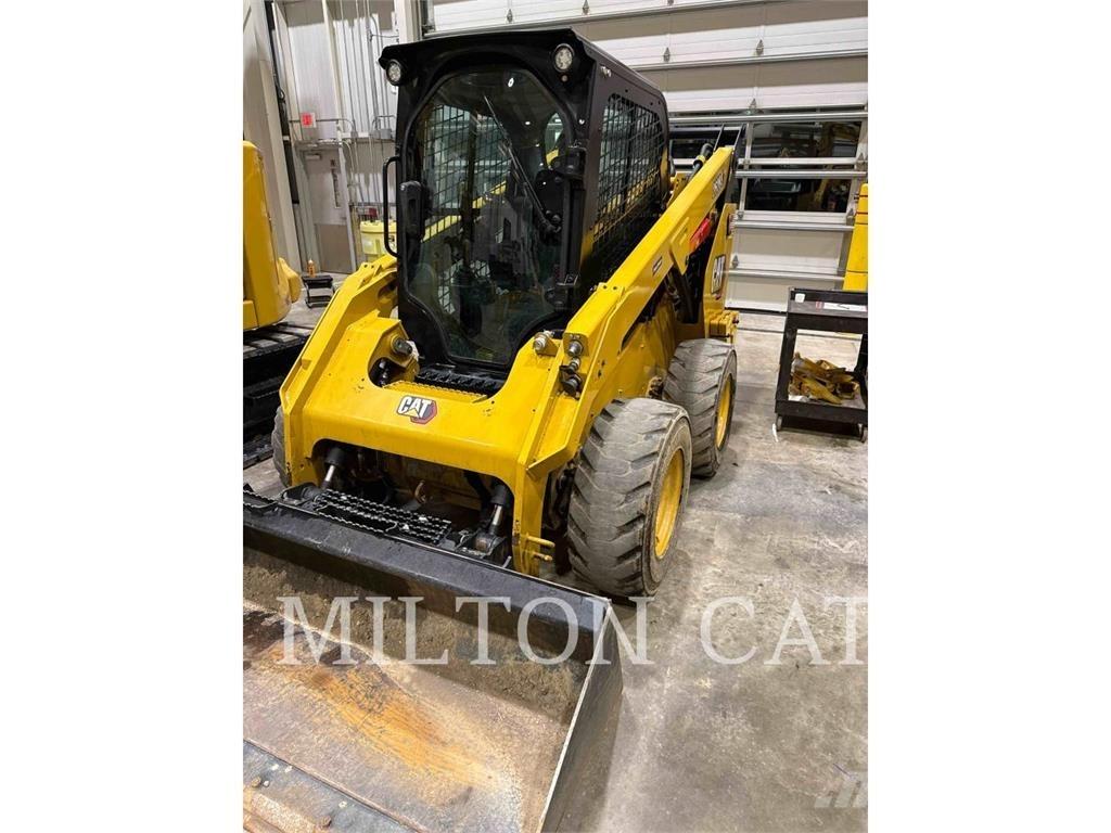 CAT 262D 3 Mini Pale Gommate