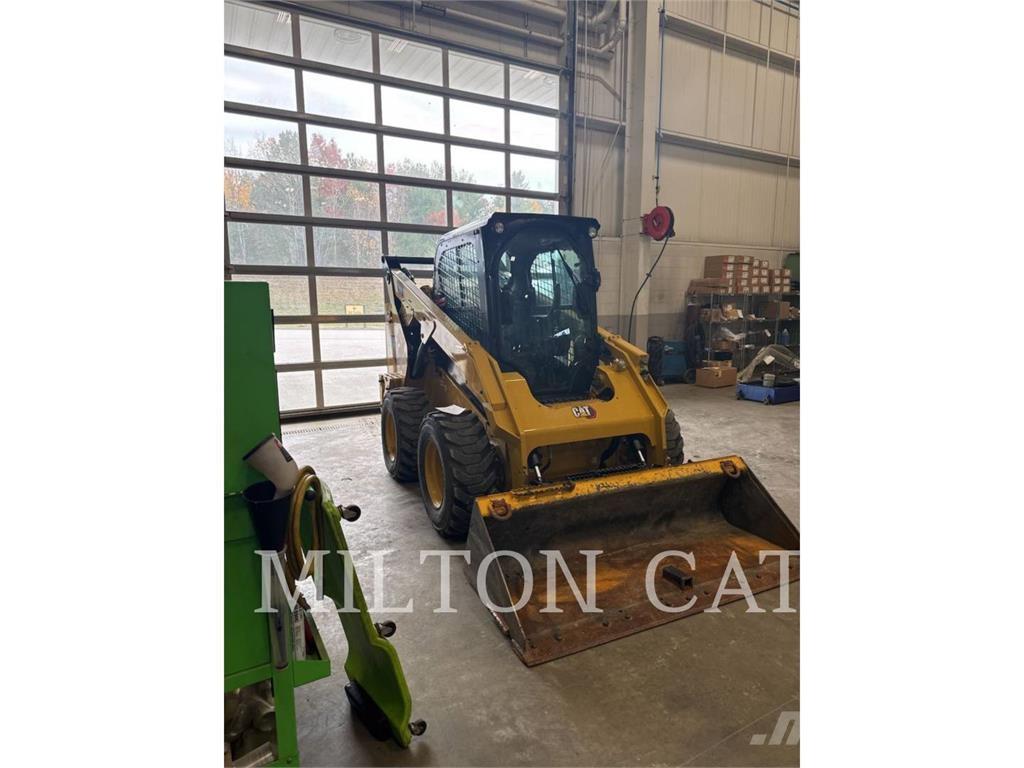 CAT 262D 3 Mini Pale Gommate