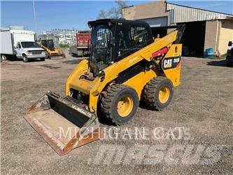CAT 262D A2RQ Mini Pale Gommate