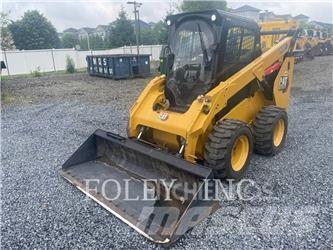 CAT 262D3 Mini Pale Gommate