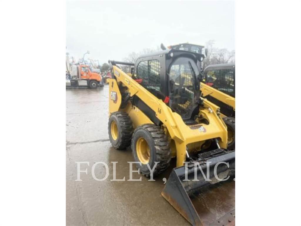 CAT 262D3 Mini Pale Gommate