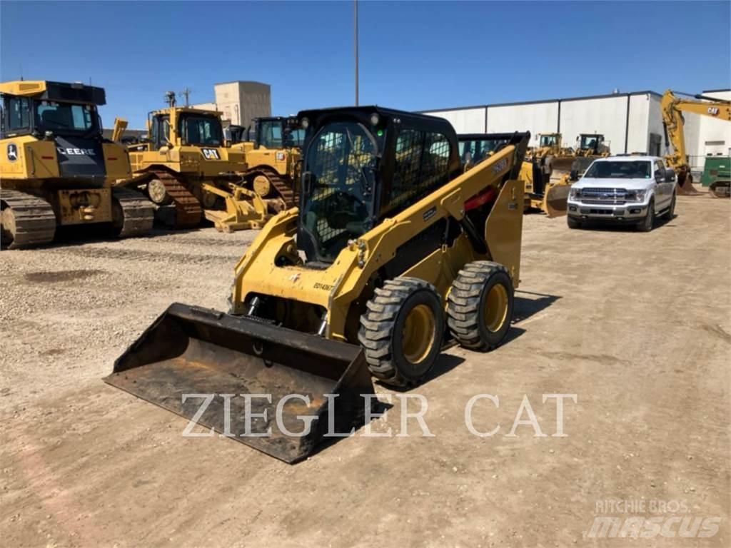 CAT 262D3 Mini Pale Gommate