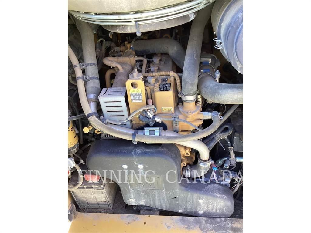 CAT 262D3 Mini Pale Gommate