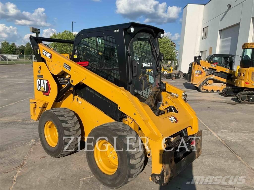 CAT 262D3 Mini Pale Gommate