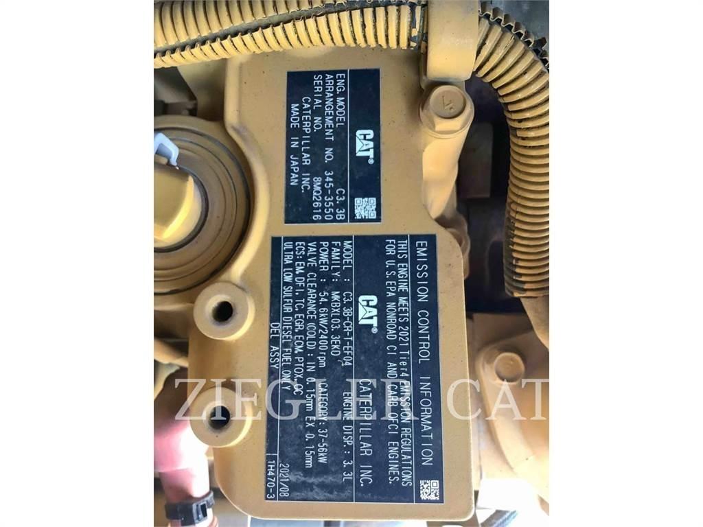 CAT 262D3 Mini Pale Gommate