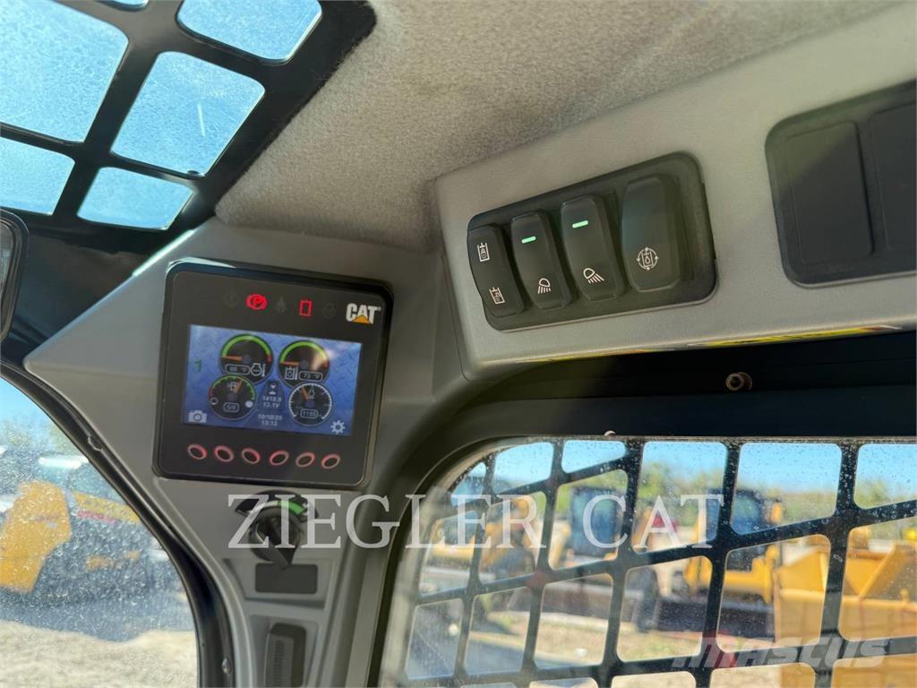 CAT 262D3 Mini Pale Gommate