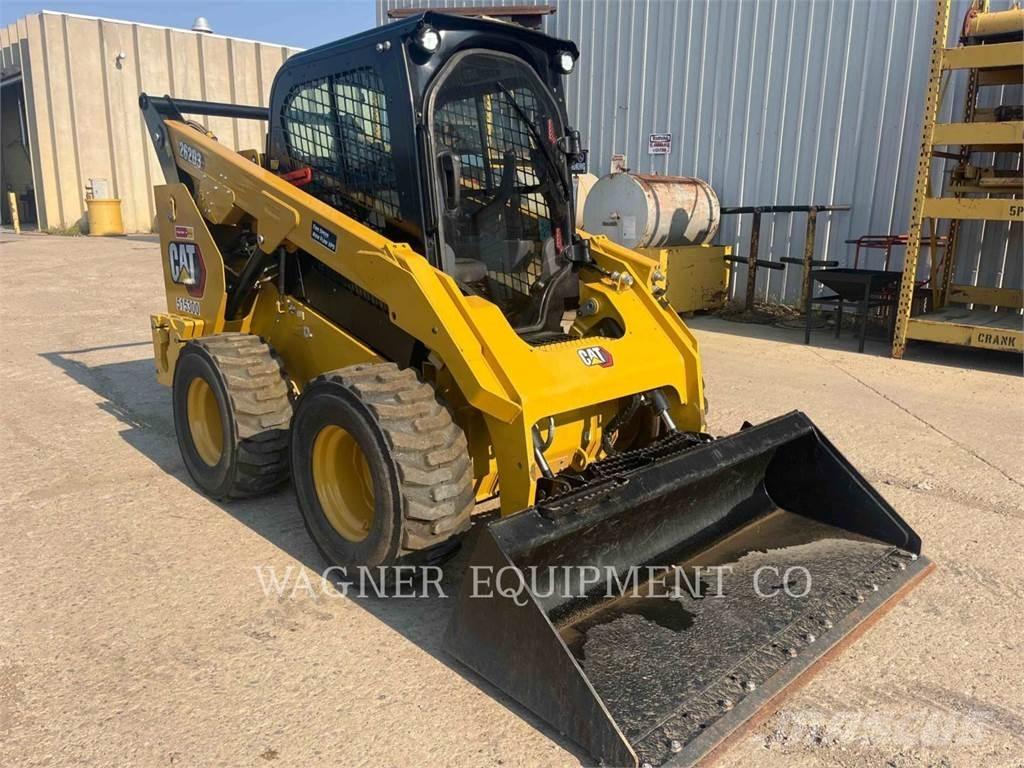 CAT 262D3 Mini Pale Gommate