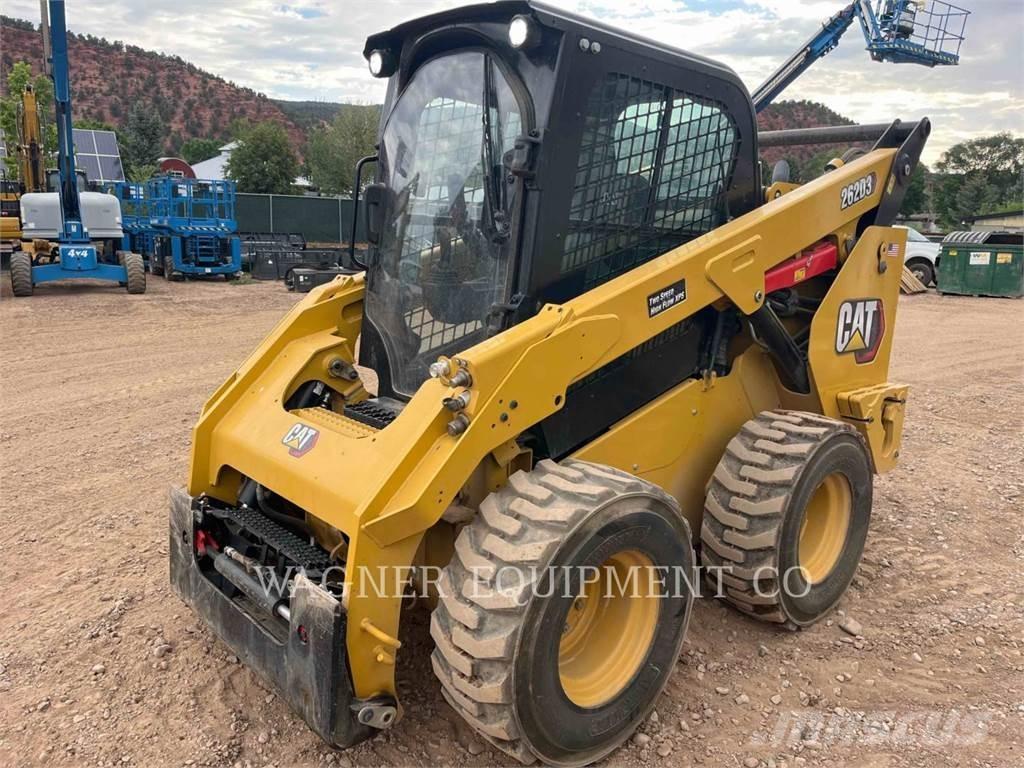 CAT 262D3 Mini Pale Gommate
