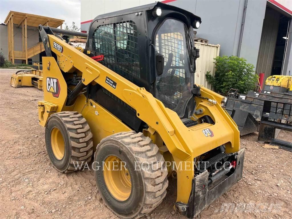 CAT 262D3 Mini Pale Gommate