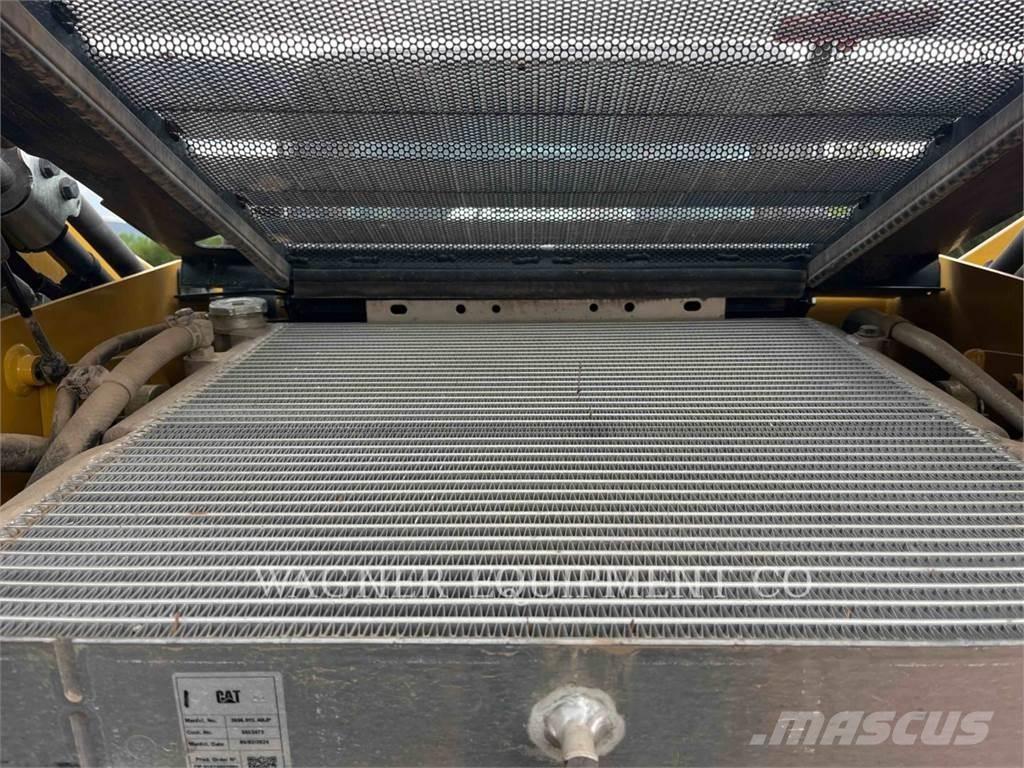 CAT 262D3 Mini Pale Gommate