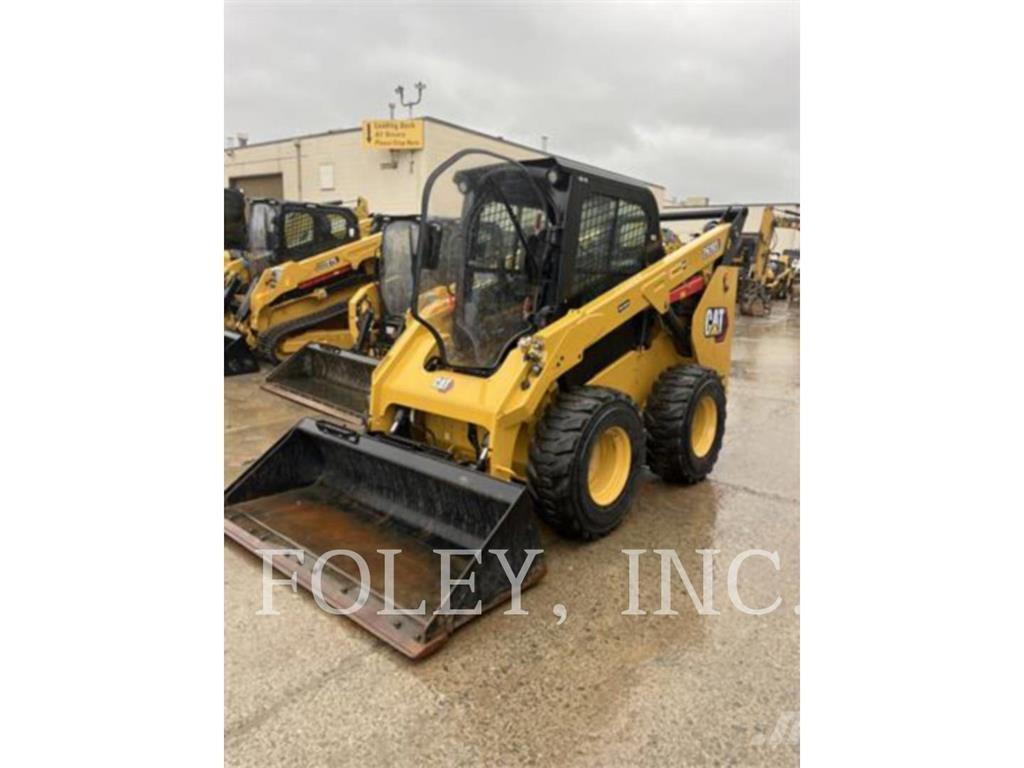 CAT 262D3 Mini Pale Gommate