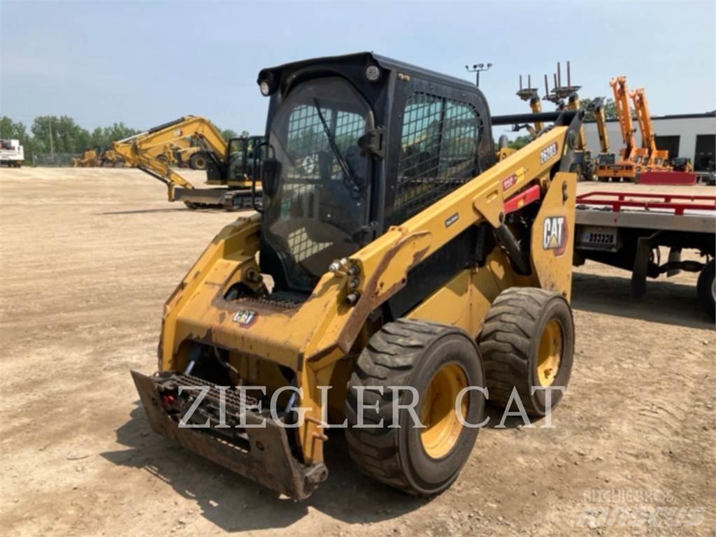 CAT 262D3 Mini Pale Gommate