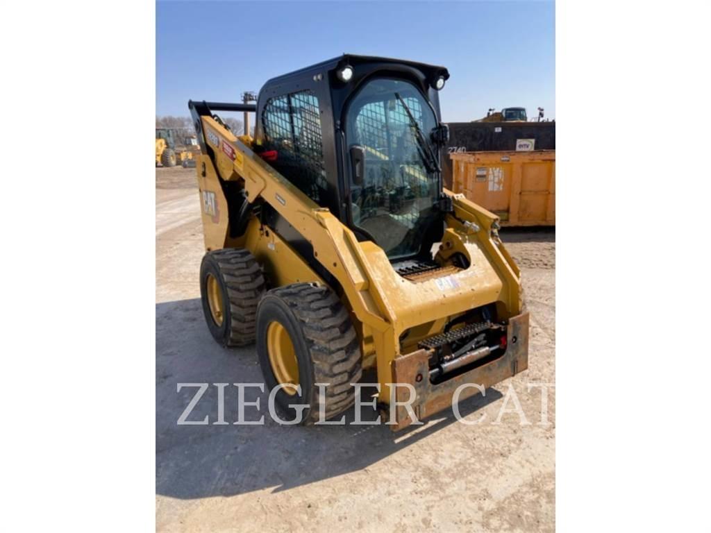 CAT 262D3 Mini Pale Gommate
