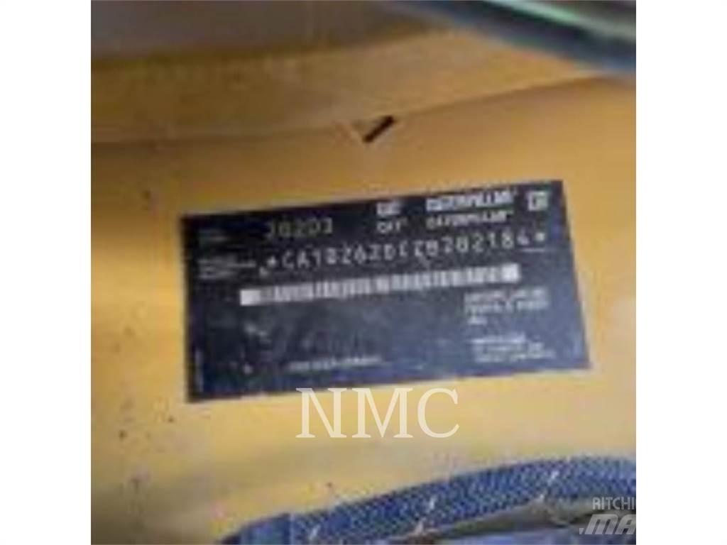 CAT 262D3 Mini Pale Gommate