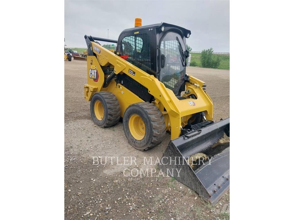 CAT 262D3 Mini Pale Gommate