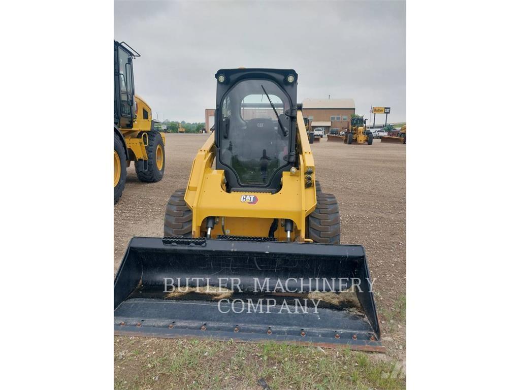 CAT 262D3 Mini Pale Gommate