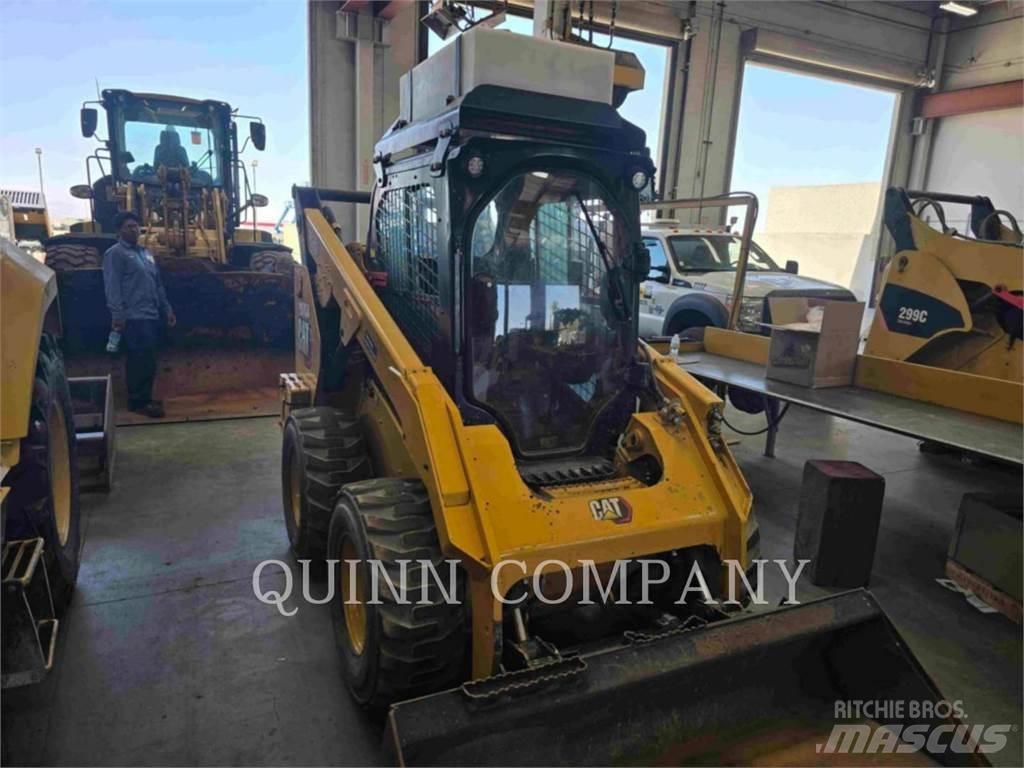 CAT 262D3 Mini Pale Gommate