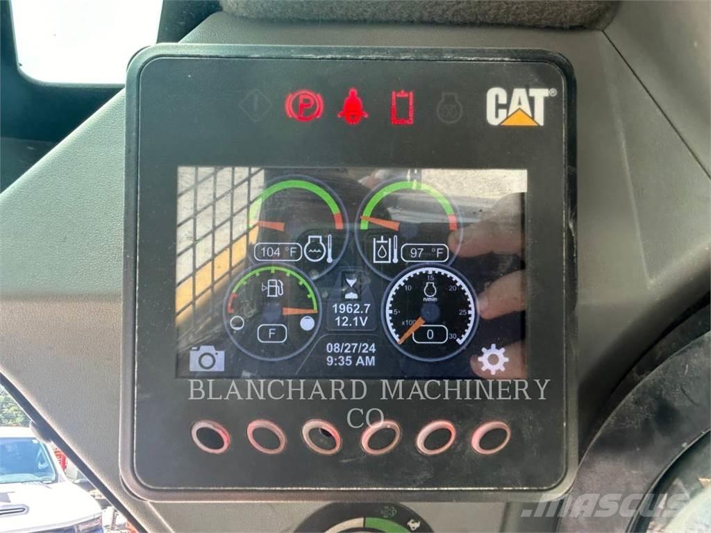CAT 262D3 Mini Pale Gommate