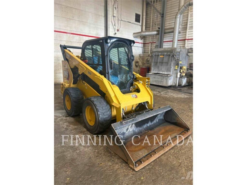 CAT 262D3 Mini Pale Gommate