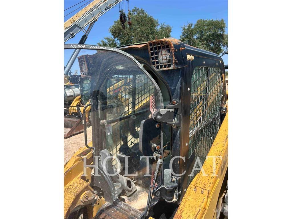 CAT 262D3 Mini Pale Gommate