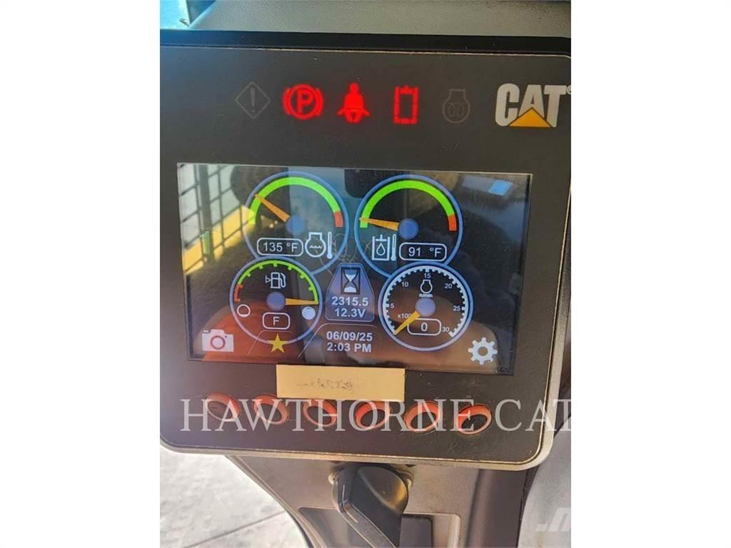 CAT 262D3 Mini Pale Gommate