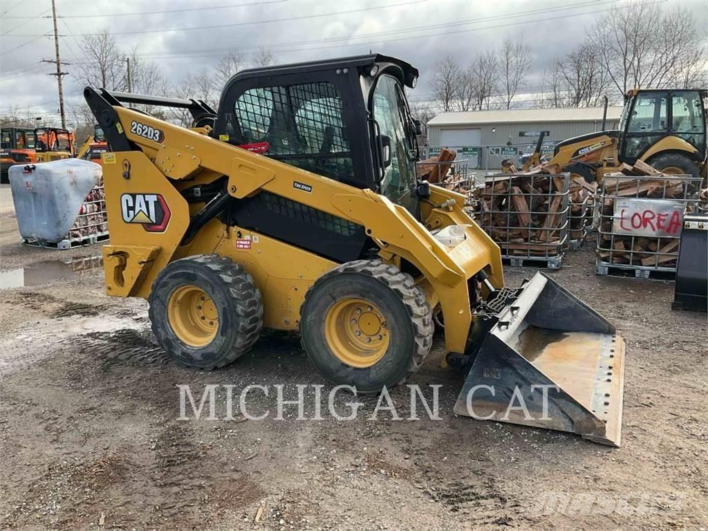 CAT 262D3 A2Q Mini Pale Gommate
