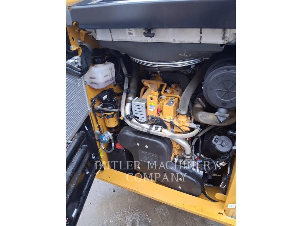 CAT 262D3 C3H2 Mini Pale Gommate