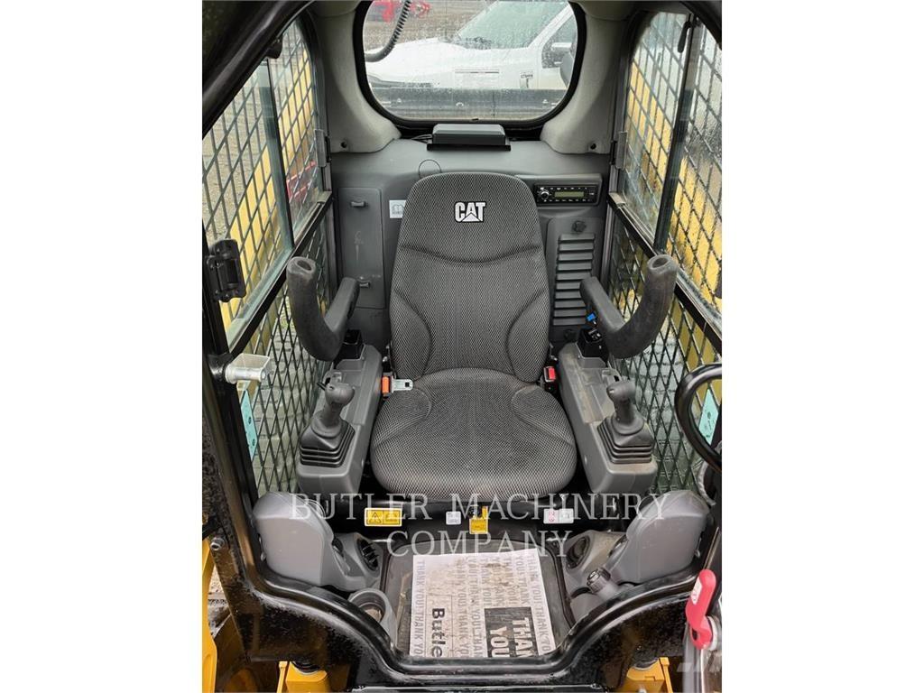 CAT 262D3 C3H2 Mini Pale Gommate