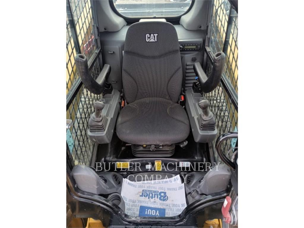 CAT 262D3 C3H3 Mini Pale Gommate