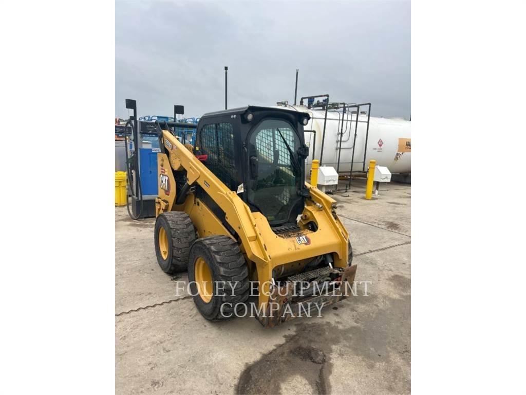 CAT 262D3STD2C Mini Pale Gommate
