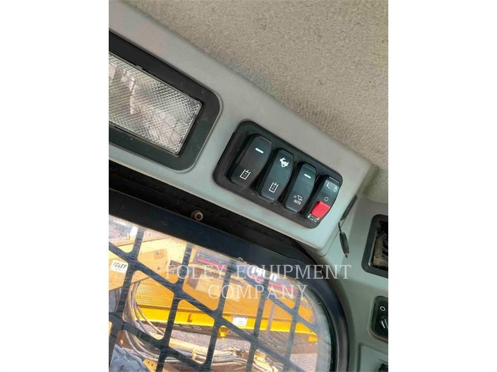 CAT 262D3STD2C Mini Pale Gommate