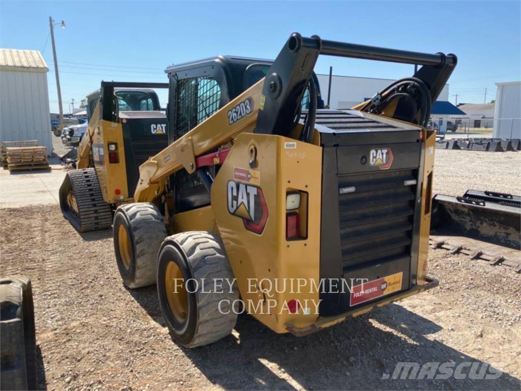 CAT 262D3STD2C Mini Pale Gommate