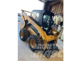 CAT 262D3XPS2C Mini Pale Gommate
