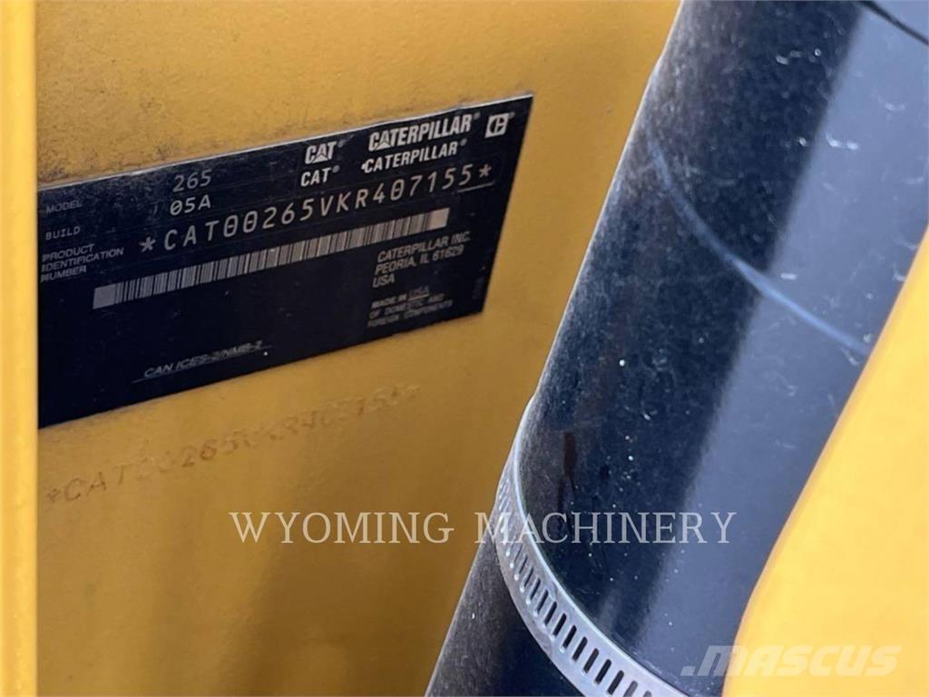 CAT 265 Mini Pale Gommate