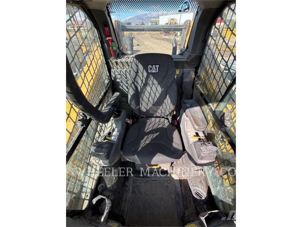 CAT 265 C3H2 Pale cingolate