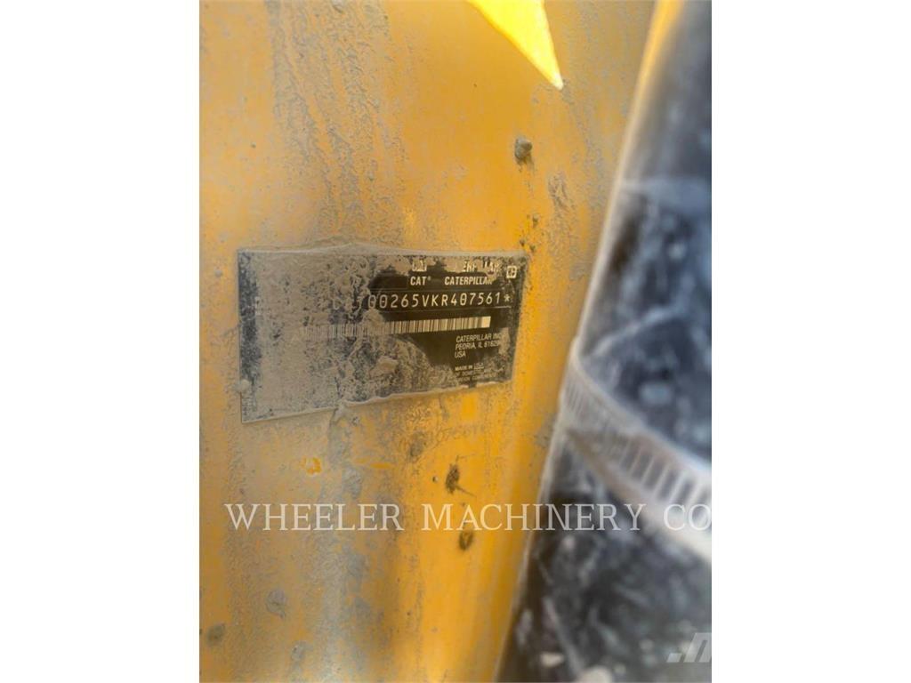 CAT 265 C3H2 Pale cingolate