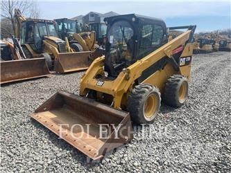 CAT 272D2 Mini Pale Gommate
