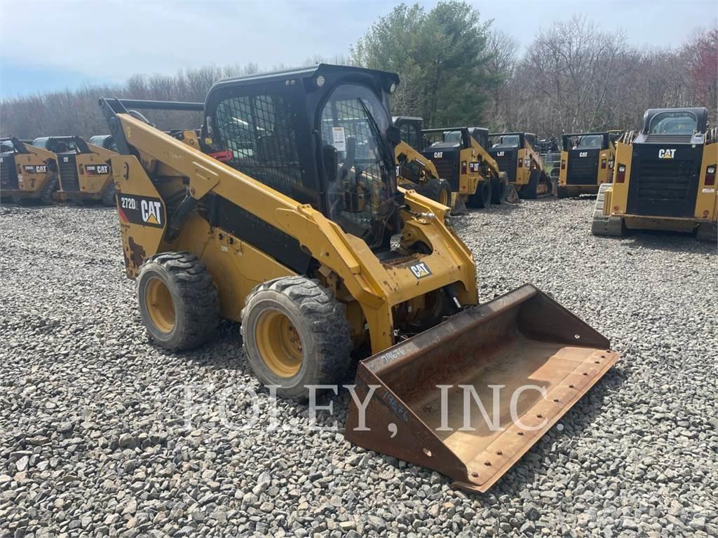 CAT 272D2 Mini Pale Gommate