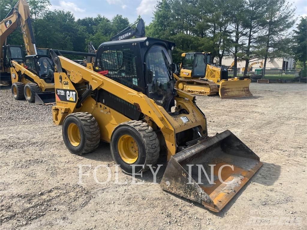 CAT 272D2 Mini Pale Gommate