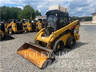 CAT 272D2 Mini Pale Gommate